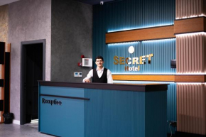 SECRET HOTEL